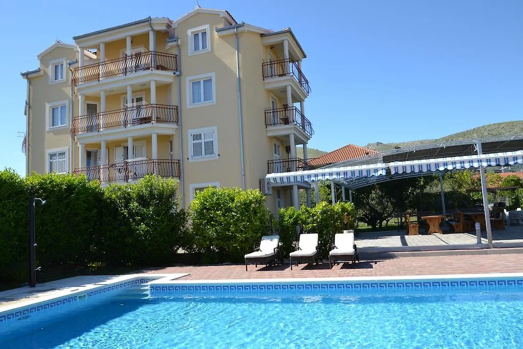 Apartment Mary Trogir