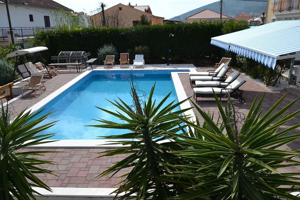 Apartment Mary Trogir