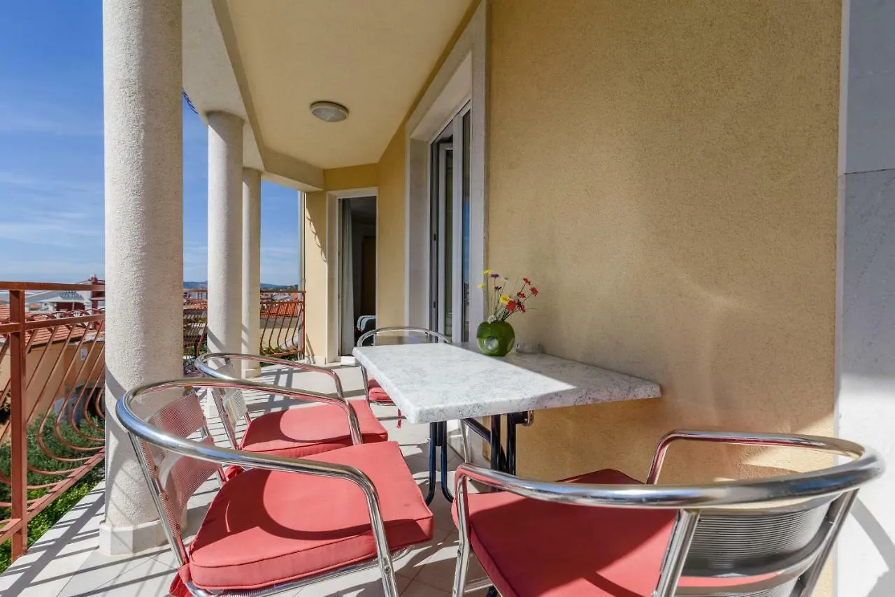 Apartment Mary Trogir