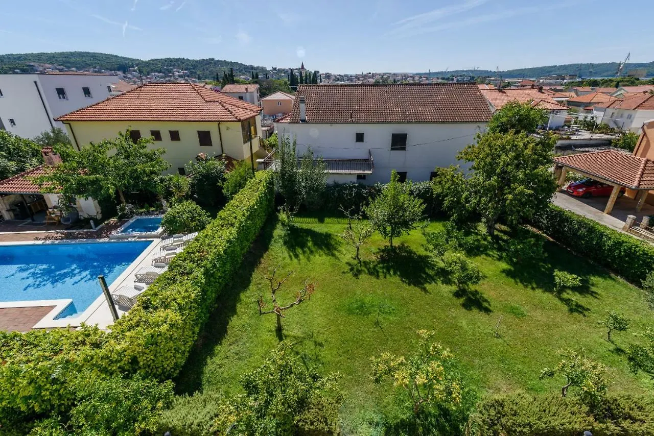 Apartment Mary Trogir Kroatië